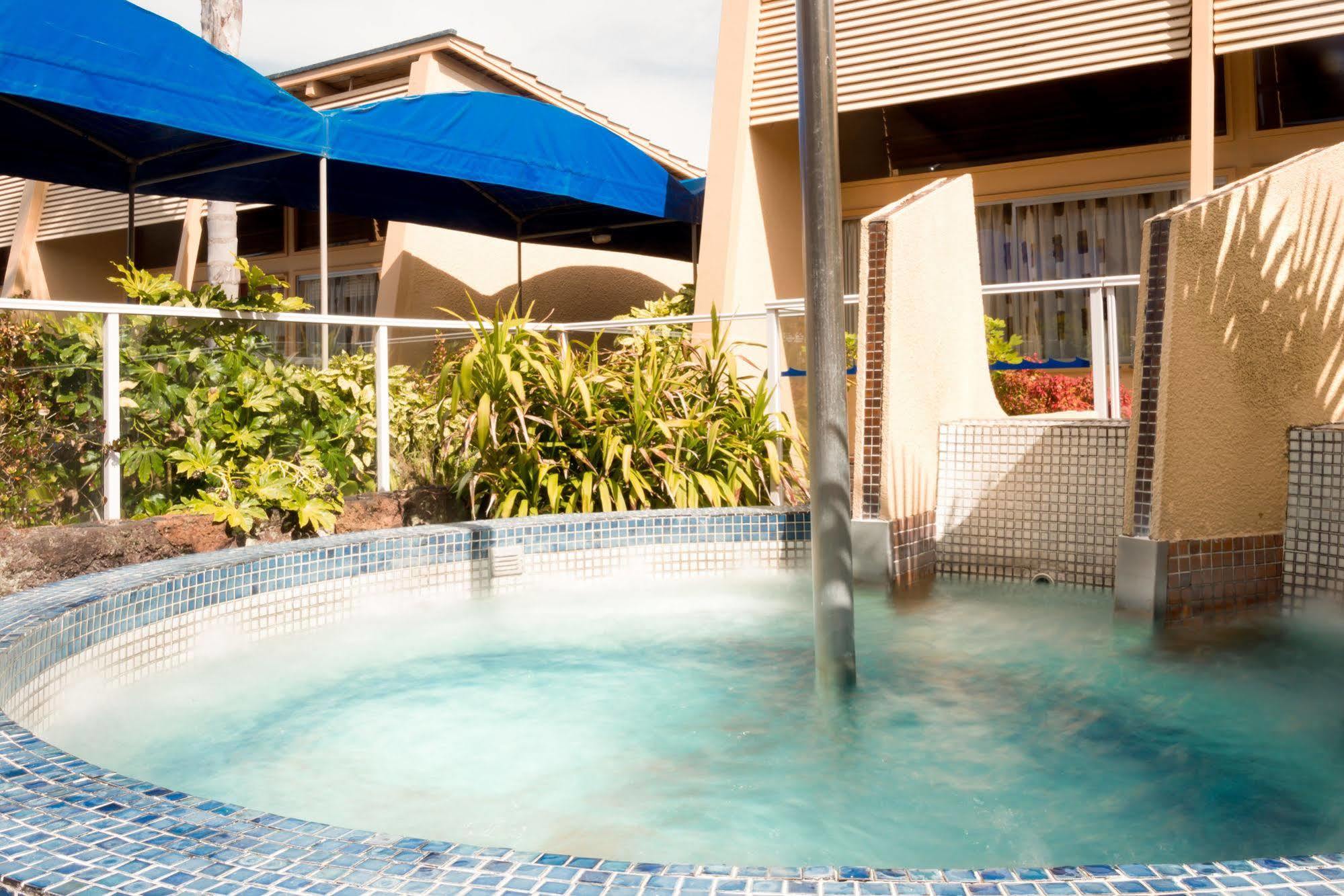 Oasis Beach Resort Tauposee Exterior foto